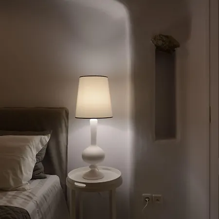 Ammonite With Heated Pool By Diles * 프사로우