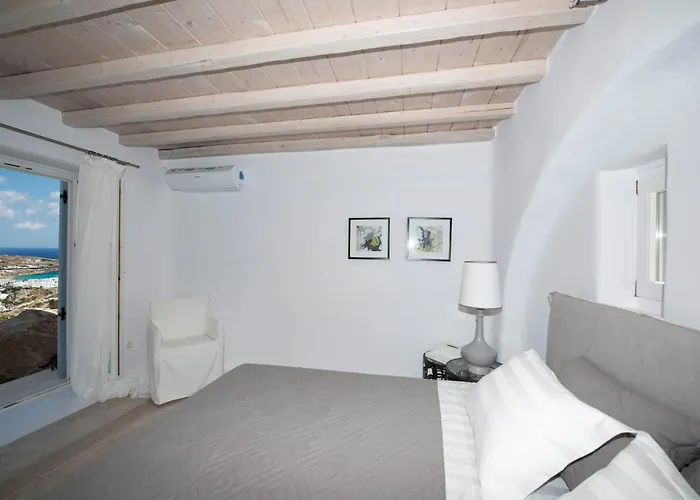 Ammonite With Heated Pool By Diles Βίλα *