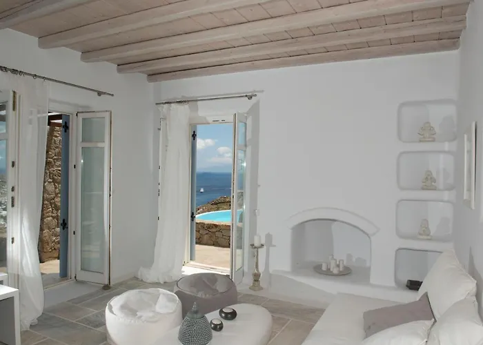 Ammonite With Heated Pool By Diles * Ψαρού