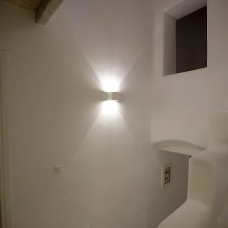 Villa Ammonite With Heated Pool By Diles