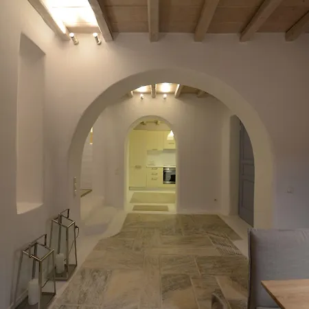 Ammonite With Heated Pool By Diles וילה