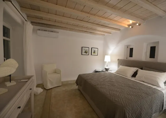 Ammonite With Heated Pool By Diles *