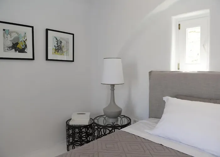 Vila Ammonite With Heated Pool By Diles