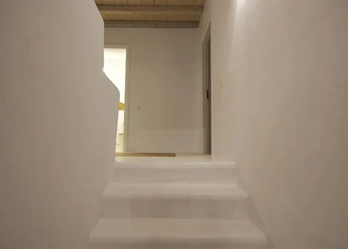 Ammonite With Heated Pool By Diles Vila